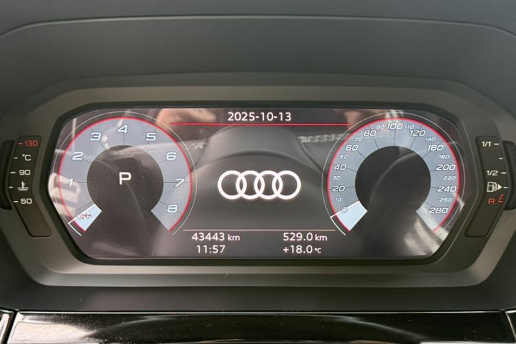 Used Audi A3 2022 A3L Limousine 35 TFSI Fashion Sport Model Odometer Close Up