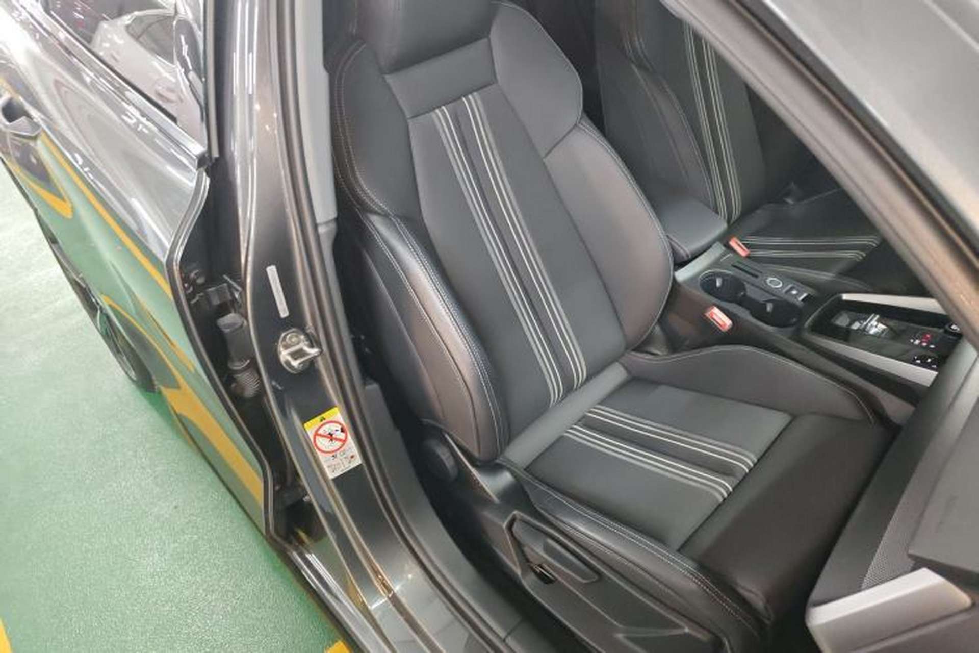 Used Audi A3 2022 Sportback 35 TFSI Fashionable Sports Model Right Front Seat