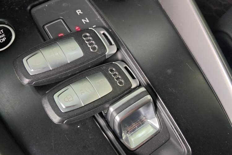 Used Audi A3 2022 Sportback 35 TFSI Fashionable Sports Model Vehicle Key