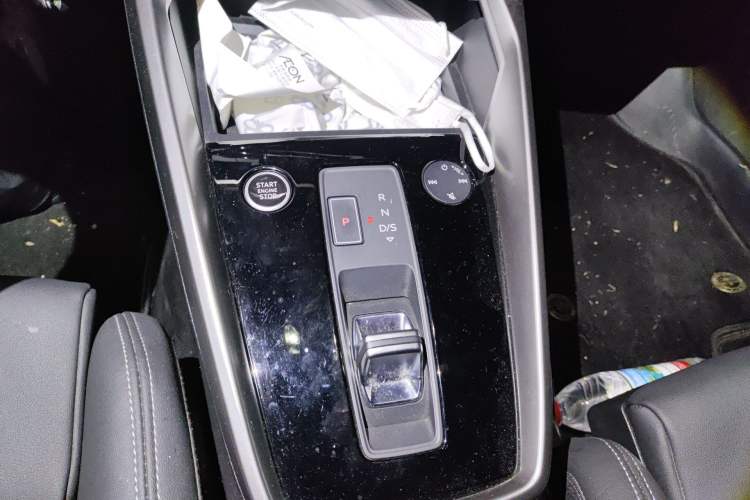 Used Audi A3 2022 A3L Limousine 35 TFSI Fashion Sport Model Gear Lever