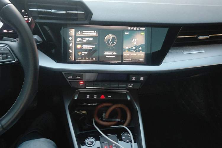 Used Audi A3 2022 A3L Limousine 35 TFSI Fashion Sport Model Audio And AC Panel