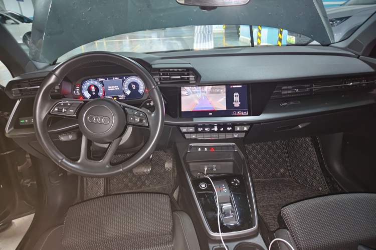 Used Audi A3 2022 A3L Limousine 35 TFSI Progressive Sport Edition Center Console