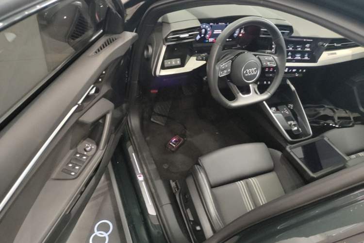 Used Audi A3 2022 Sportback 35 TFSI Fashionable Sports Model Driver Seat