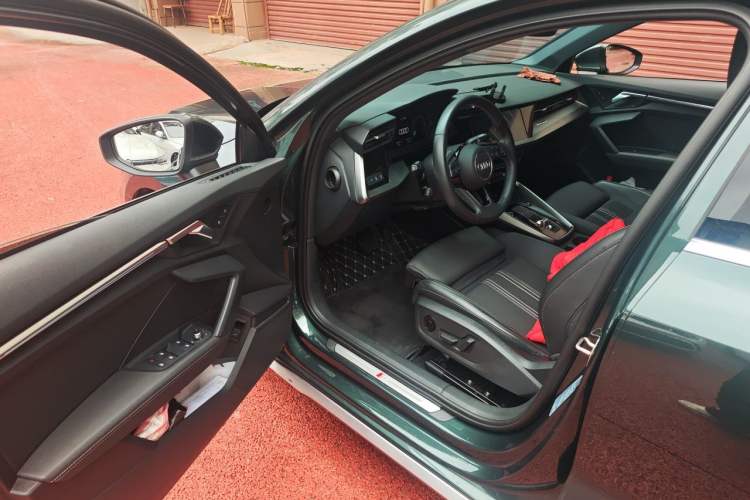 Used Audi A3 2022 Sportback 35 TFSI Fashionable Sports Model Driver Seat