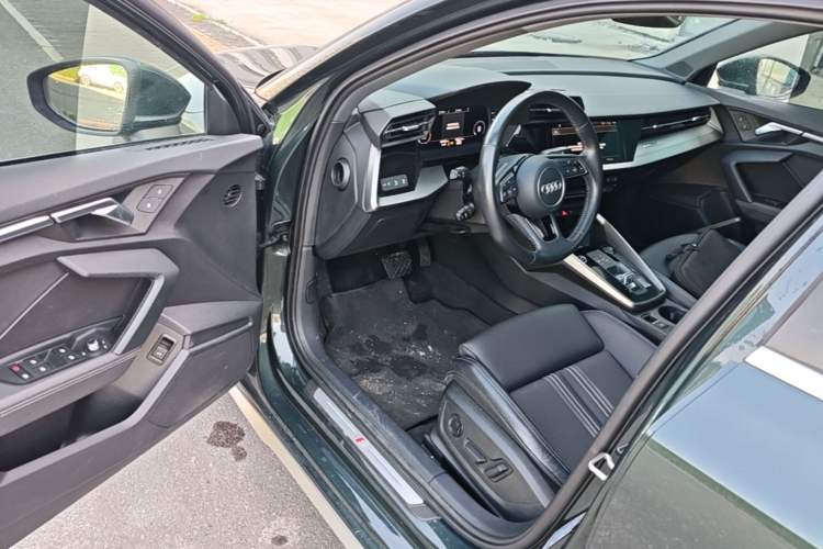 Used Audi A3 2022 Sportback 35 TFSI Fashionable Sports Model Driver Seat