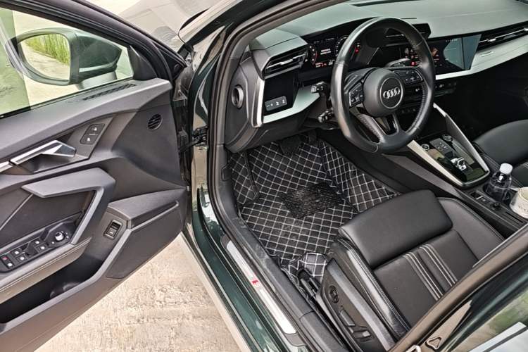 Used Audi A3 2022 Sportback 35 TFSI Fashionable Sports Model Driver Seat