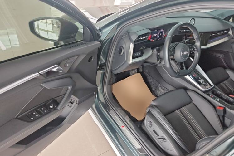 Used Audi A3 2022 Sportback 35 TFSI Fashionable Sports Model Driver Seat