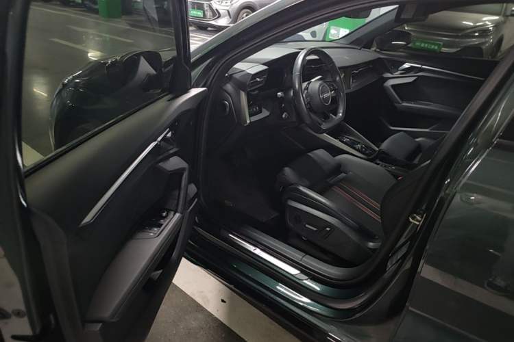 Used Audi A3 2022 Sportback 35 TFSI Fashionable Sports Model Driver Seat