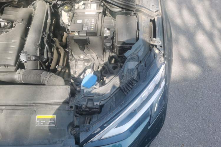 Used Audi A3 2022 Sportback 35 TFSI Fashionable Sports Model Engine Bay Left