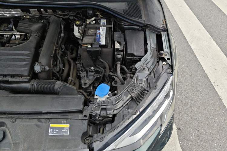 Used Audi A3 2022 Sportback 35 TFSI Fashionable Sports Model Engine Bay Left