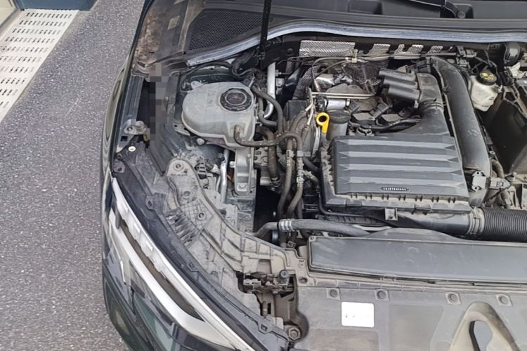 Used Audi A3 2022 Sportback 35 TFSI Luxury Sports Model Engine Bay Right