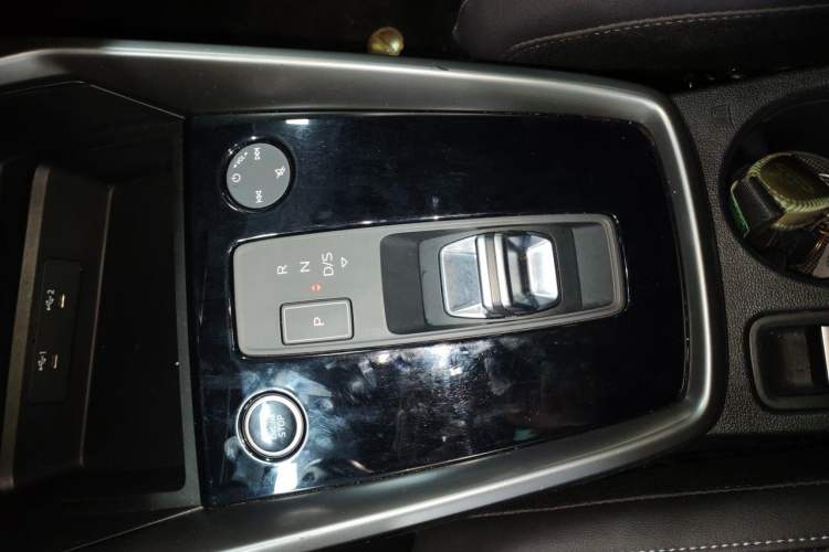 Used Audi A3 2022 Sportback 35 TFSI Fashionable Sports Model Gear Lever