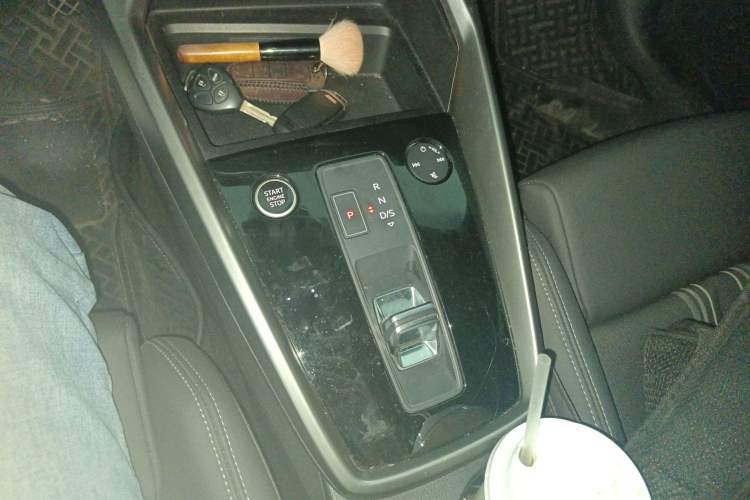 Used Audi A3 2022 A3L Limousine 35 TFSI Fashion Sport Model Gear Lever