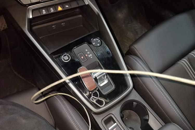 Used Audi A3 2022 A3L Limousine 35 TFSI Fashion Sport Model Gear Lever