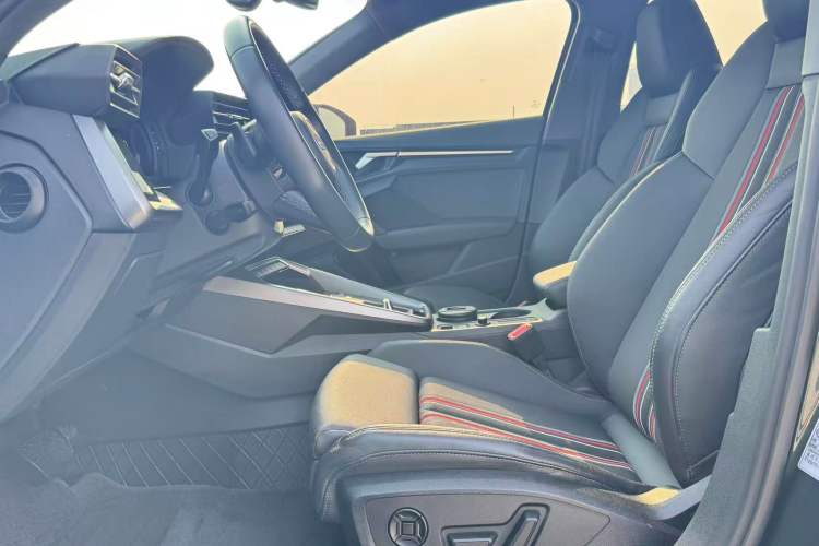 Used Audi A3 2022 Sportback 35 TFSI Fashionable Sports Model Interior 8
