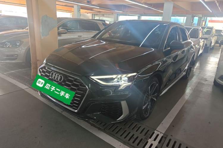 Używany Audi A3 2022 Sportback 35 TFSI Fashionable Sports Model Guazi used car, China used car export, Used car for sale, Used cars, Cheapest cars for sale