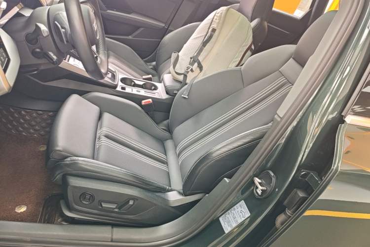 Used Audi A3 2022 Sportback 35 TFSI Fashionable Sports Model Left Front Seat