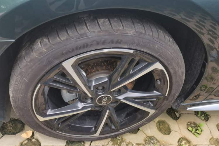 Used Audi A3 2022 Sportback 35 TFSI Fashionable Sports Model Left Front Wheel Hub