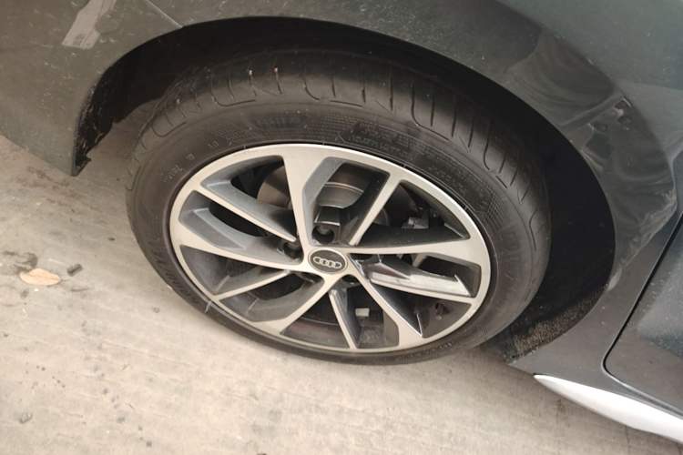 Used Audi A3 2022 A3L Limousine 35 TFSI Progressive Sport Edition Right Rear Wheel Hub