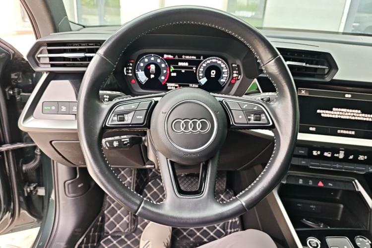Used Audi A3 2022 Sportback 35 TFSI Fashionable Sports Model Steering Wheel