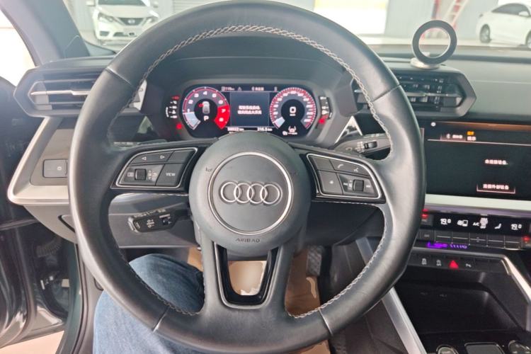 Used Audi A3 2022 Sportback 35 TFSI Fashionable Sports Model Steering Wheel