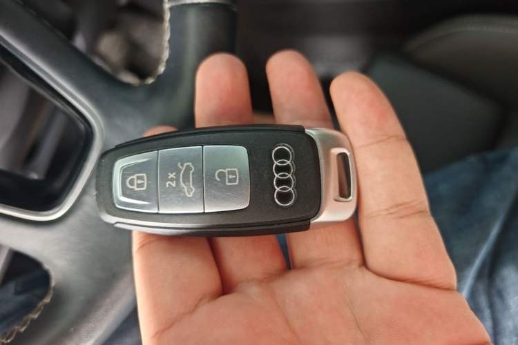 Used Audi A3 2022 Sportback 35 TFSI Fashionable Sports Model Vehicle Key