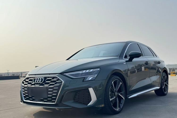 Used Audi A3 2022 Sportback 35 TFSI Fashionable Sports Model Guazi used car, China used car export, Used car for sale, Used cars, Cheapest cars for sale