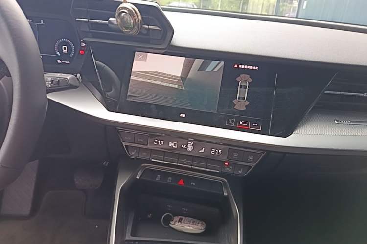 Used Audi A3 2022 A3L Limousine 35 TFSI Fashion Sport Model Audio And AC Panel