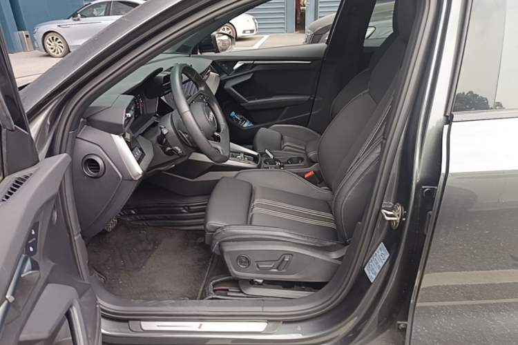 Used Audi A3 2022 A3L Limousine 35 TFSI Fashion Sport Model Left Front Seat