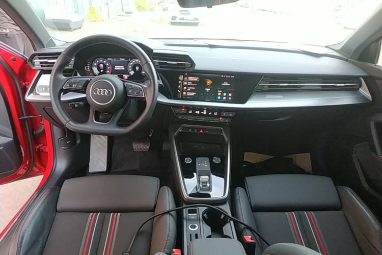 Used Audi A3 2022 Sportback 35 TFSI Fashionable Sports Model Center Console