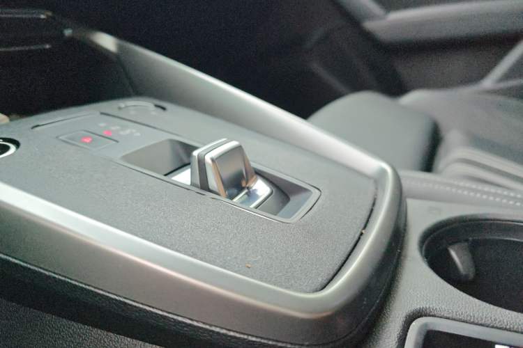 Used Audi A3 2022 Sportback 35 TFSI Fashionable Sports Model Gear Lever