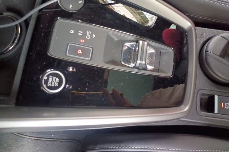 Used Audi A3 2022 Sportback 35 TFSI Fashionable Sports Model Gear Lever