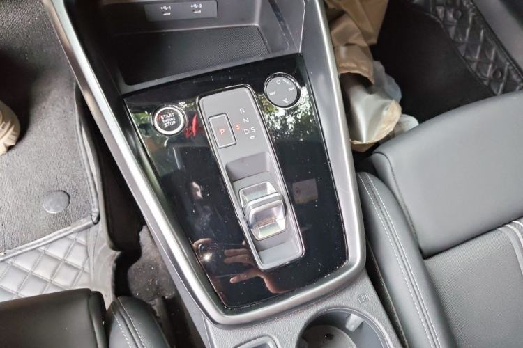 Used Audi A3 2022 A3L Limousine 35 TFSI Fashion Sport Model Gear Lever