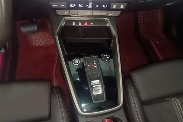 Used Audi A3 2022 A3L Limousine 35 TFSI Fashion Sport Model Gear Lever