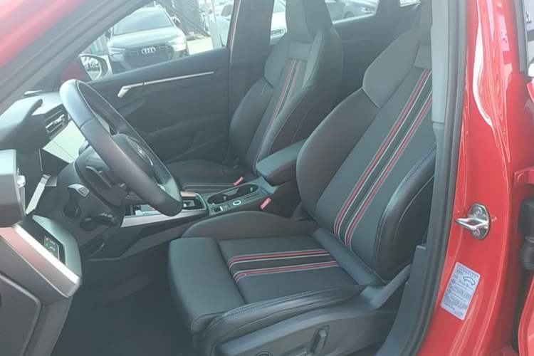 Used Audi A3 2022 Sportback 35 TFSI Fashionable Sports Model Left Front Seat