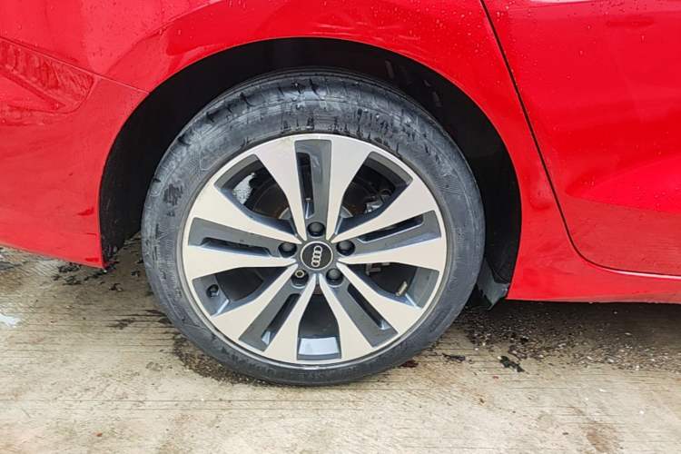 Used Audi A3 2022 A3L Limousine 35 TFSI Ambition Style Edition Right Rear Wheel Hub