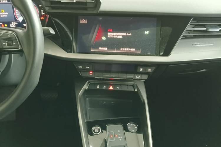 Used Audi A3 2022 Sportback 35 TFSI Fashionable Sports Model Audio And AC Panel