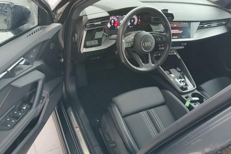 Used Audi A3 2022 Sportback 35 TFSI Fashionable Sports Model Driver Seat