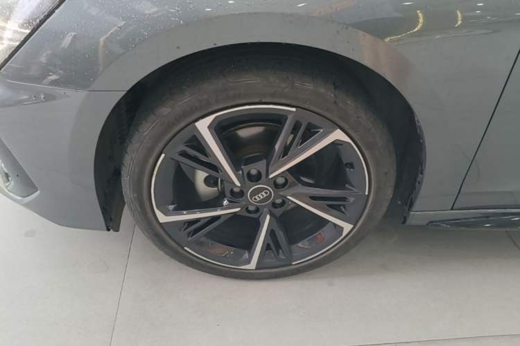 Used Audi A3 2022 Sportback 35 TFSI Fashionable Sports Model Left Front Wheel Hub