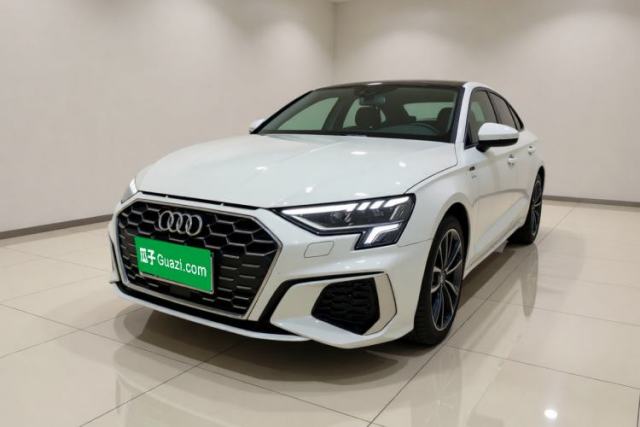 Audi A3 2022 Sportback 35 TFSI Fashionable Sports Model с пробегом