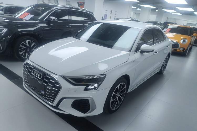 Used Audi A3 2022 A3L Limousine 35 TFSI Progressive Sport Edition Guazi used car, China used car export, Used car for sale, Used  cars, Cheapest cars for sale