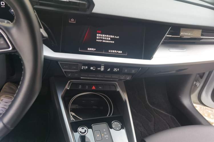 Used Audi A3 2022 Sportback 35 TFSI Fashionable Sports Model Audio And AC Panel