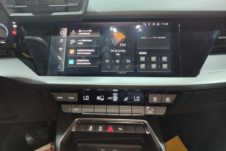 Used Audi A3 2022 Sportback 35 TFSI Fashionable Sports Model Audio And AC Panel