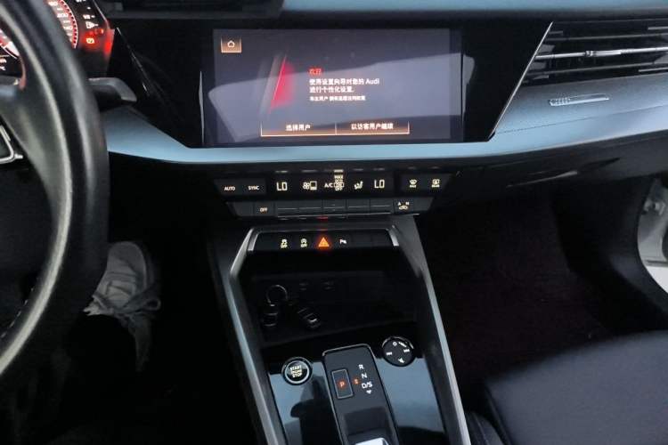Used Audi A3 2022 A3L Limousine 35 TFSI Fashion Sport Model Audio And AC Panel