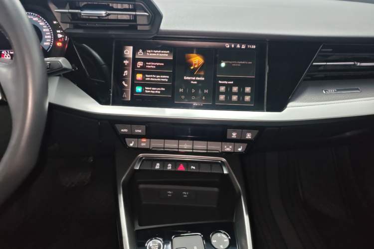 Used Audi A3 2022 A3L Limousine 35 TFSI Fashion Sport Model Audio And AC Panel