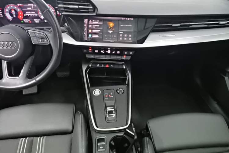 Used Audi A3 2022 A3L Limousine 35 TFSI Fashion Sport Model Audio And AC Panel