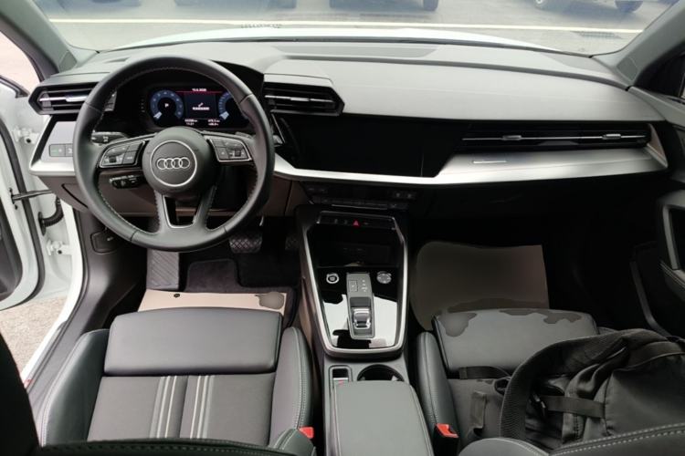 Used Audi A3 2022 A3L Limousine 35 TFSI Fashion Sport Model Center Console