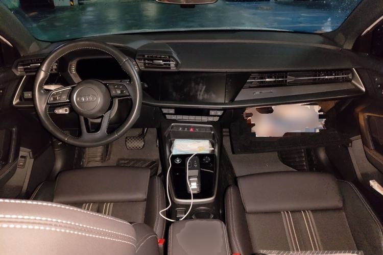 Used Audi A3 2022 Sportback 35 TFSI Fashionable Sports Model Center Console