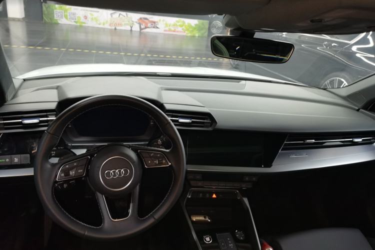 Used Audi A3 2022 A3L Limousine 35 TFSI Fashion Sport Model Center Console