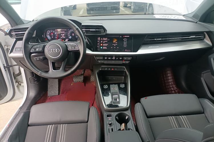 Used Audi A3 2022 Sportback 35 TFSI Fashionable Sports Model Center Console
